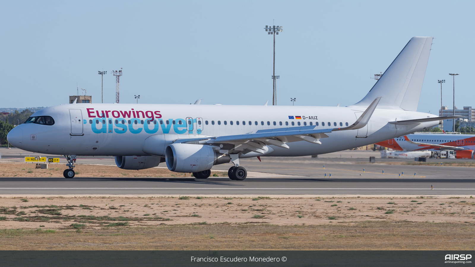 Eurowings Discover  Airbus A320  D-AIUZ