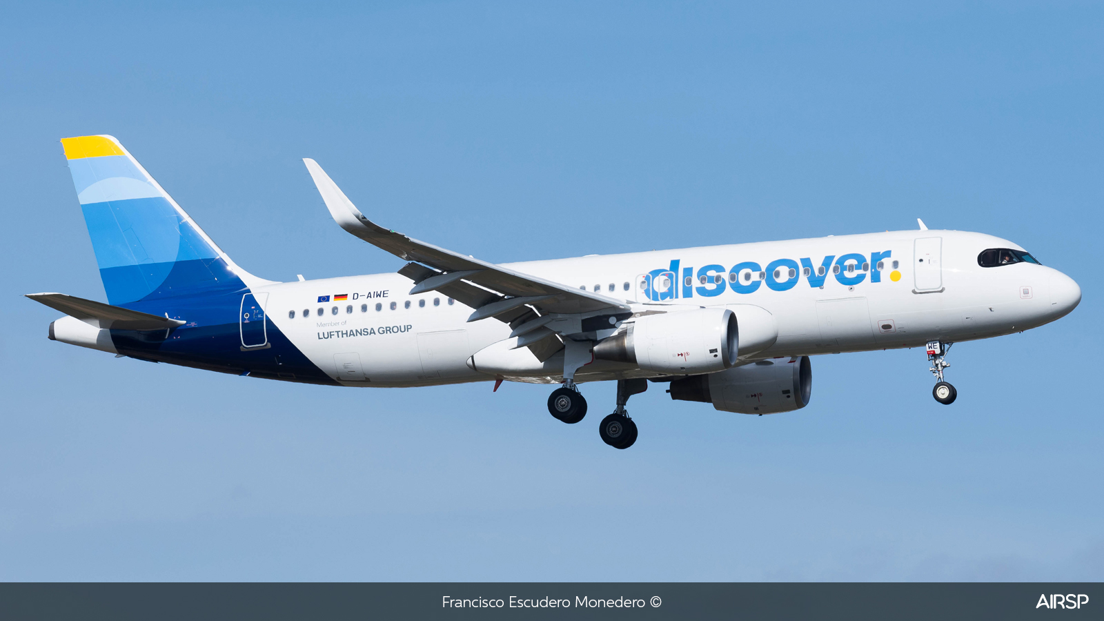 Discover Airlines  Airbus A320  D-AIWE