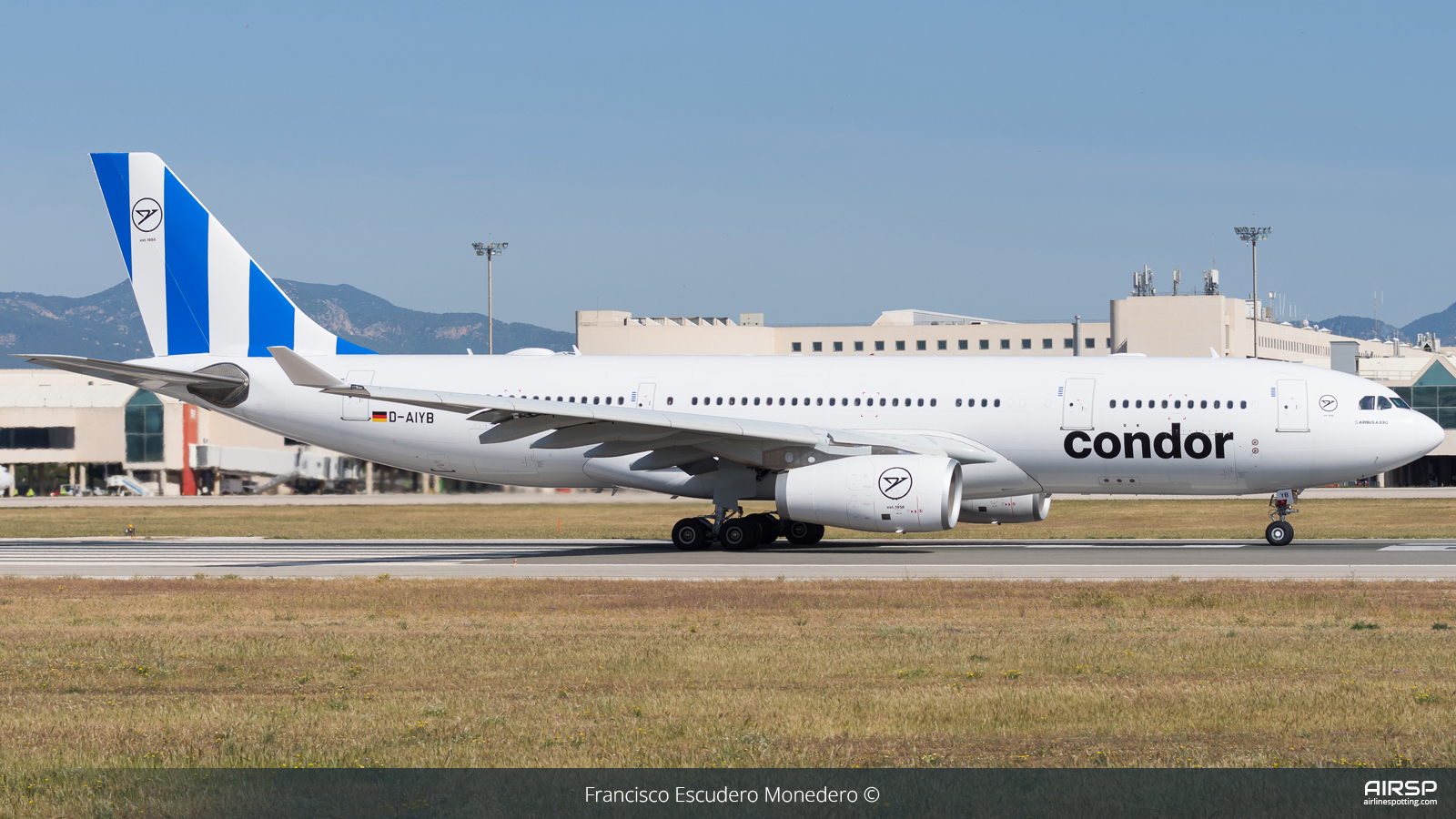 Condor  Airbus A330-200  D-AIYB