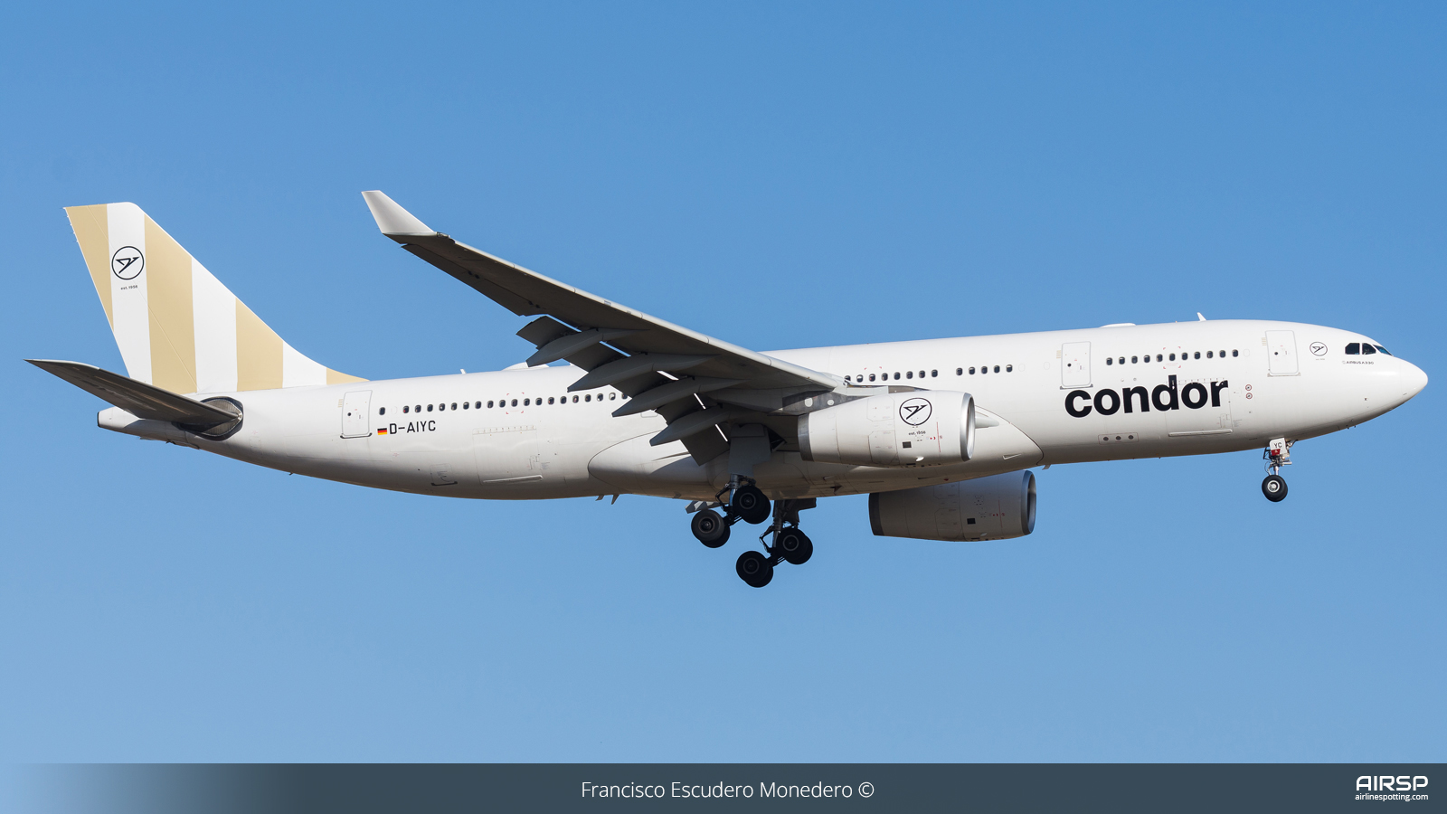 Condor  Airbus A330-200  D-AIYC