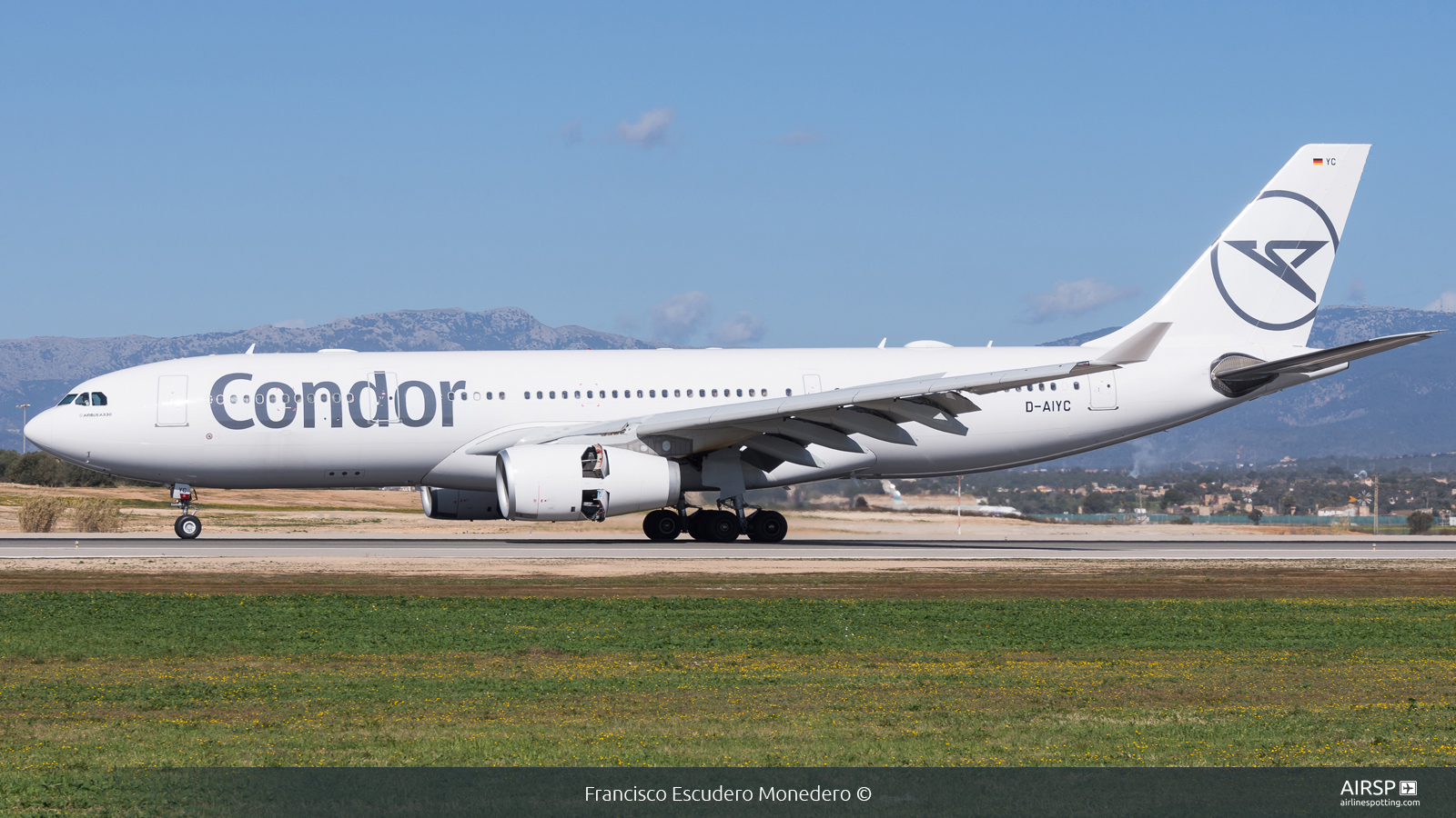 Condor  Airbus A330-200  D-AIYC