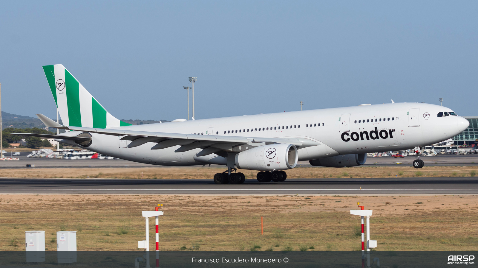 Condor  Airbus A330-200  D-AIYD