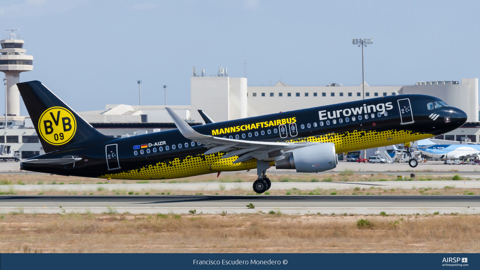 Eurowings  Airbus A320  D-AIZR