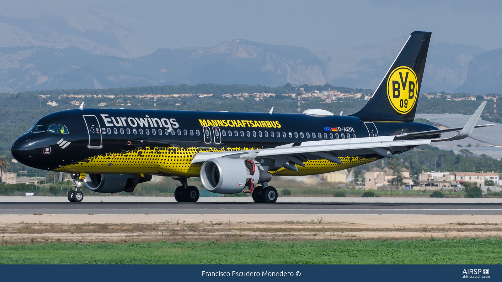 Eurowings  Airbus A320  D-AIZR