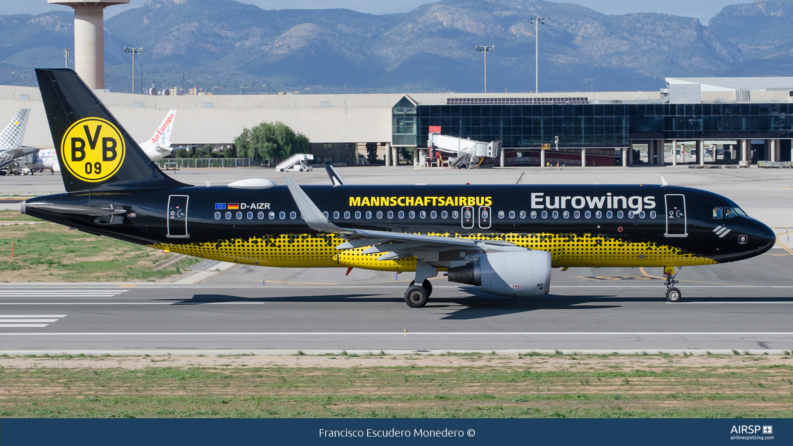 Eurowings  Airbus A320  D-AIZR