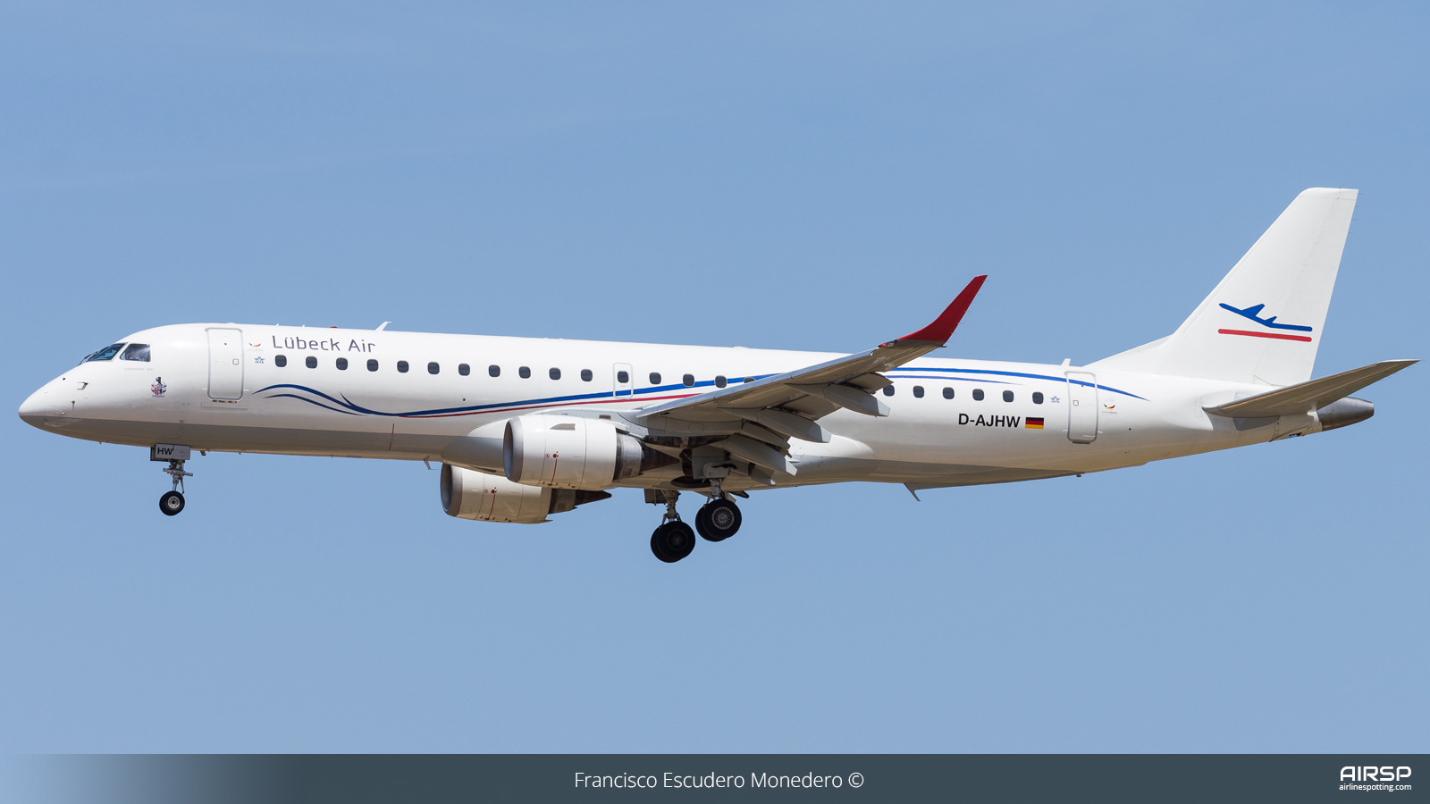 Lubeck Air  Embraer E190  D-AJHW