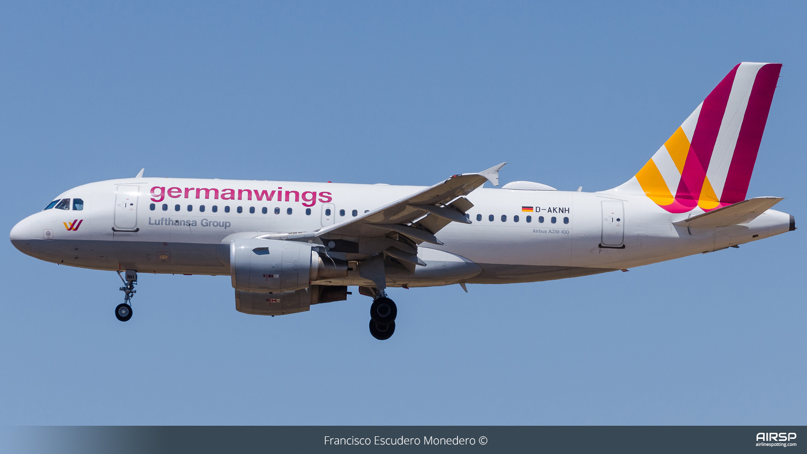 Germanwings  Airbus A319  D-AKNH