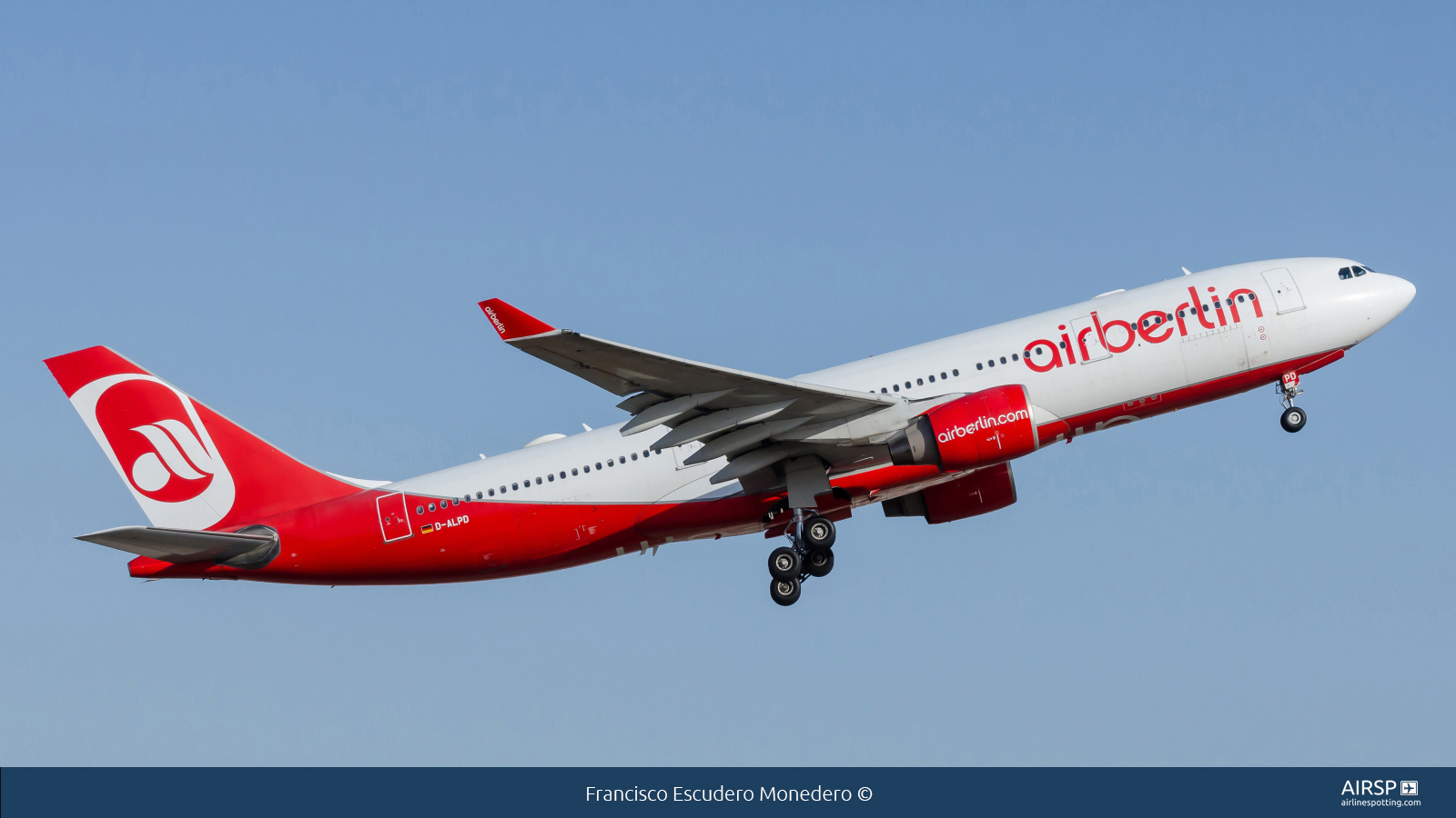 Air Berlin  Airbus A330-200  D-ALPD