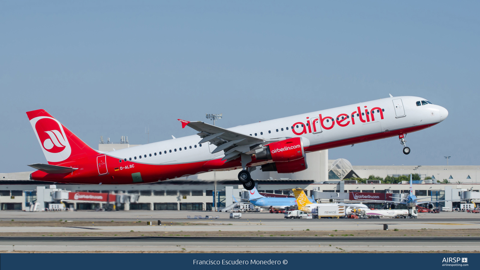 Air Berlin  Airbus A321  D-ALSC