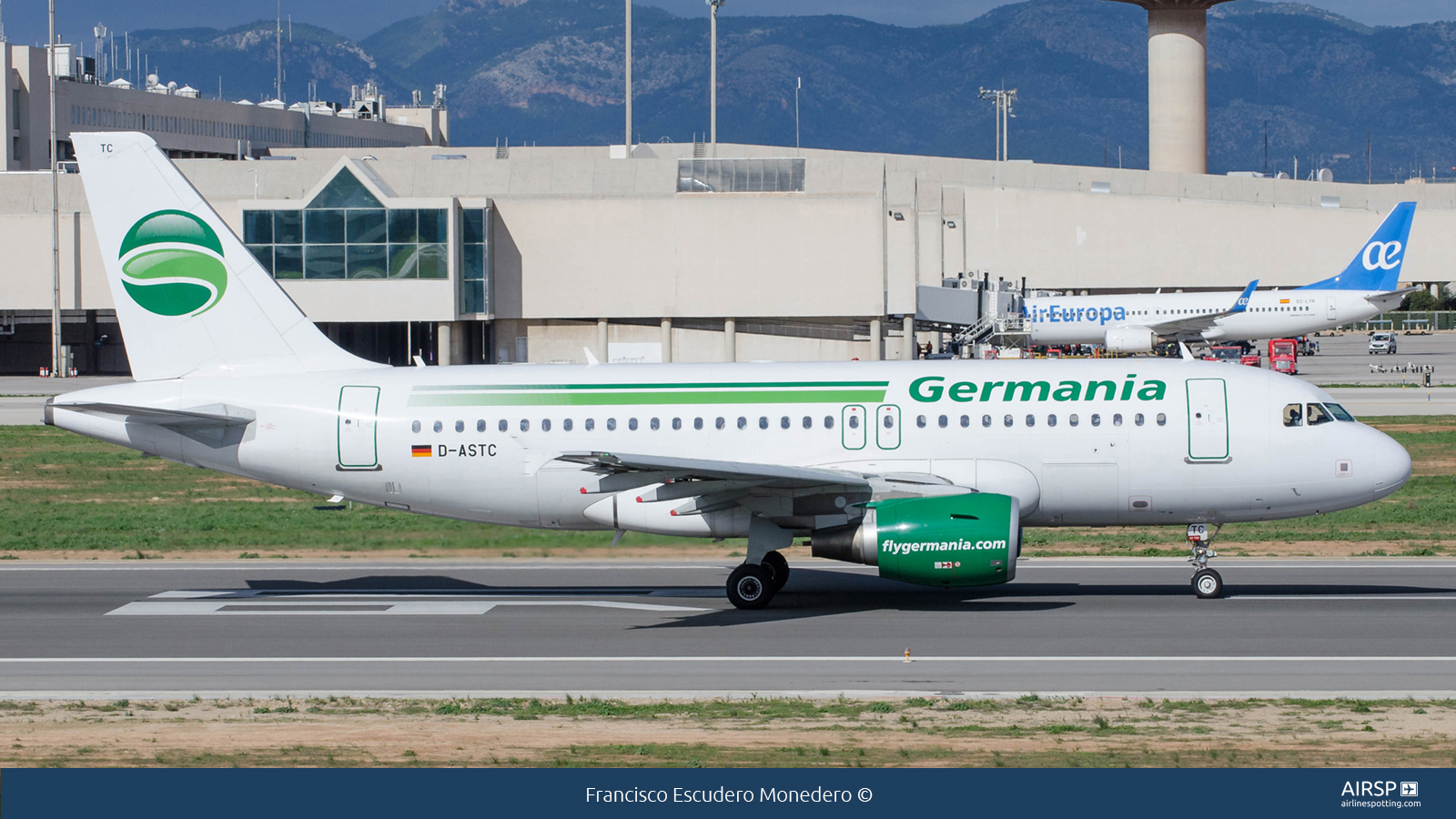 Germania  Airbus A319  D-ASTC