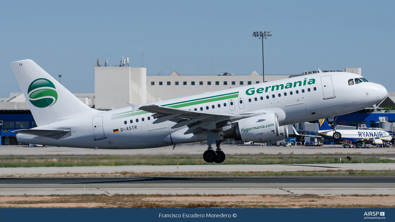 Germania  Airbus A319  D-ASTR