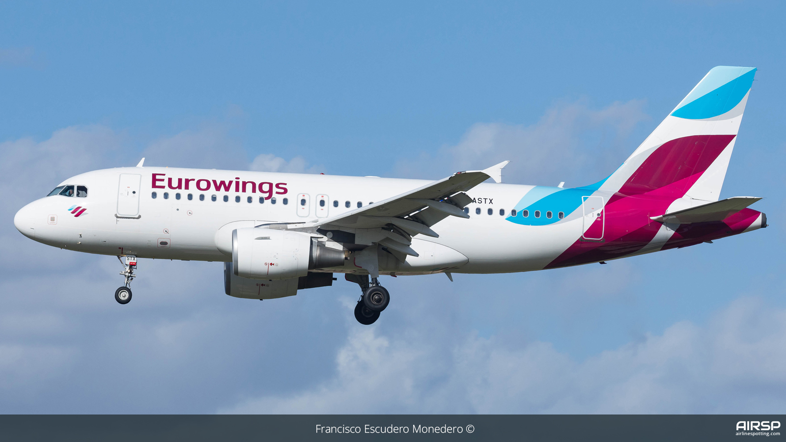 Eurowings  Airbus A319  D-ASTX