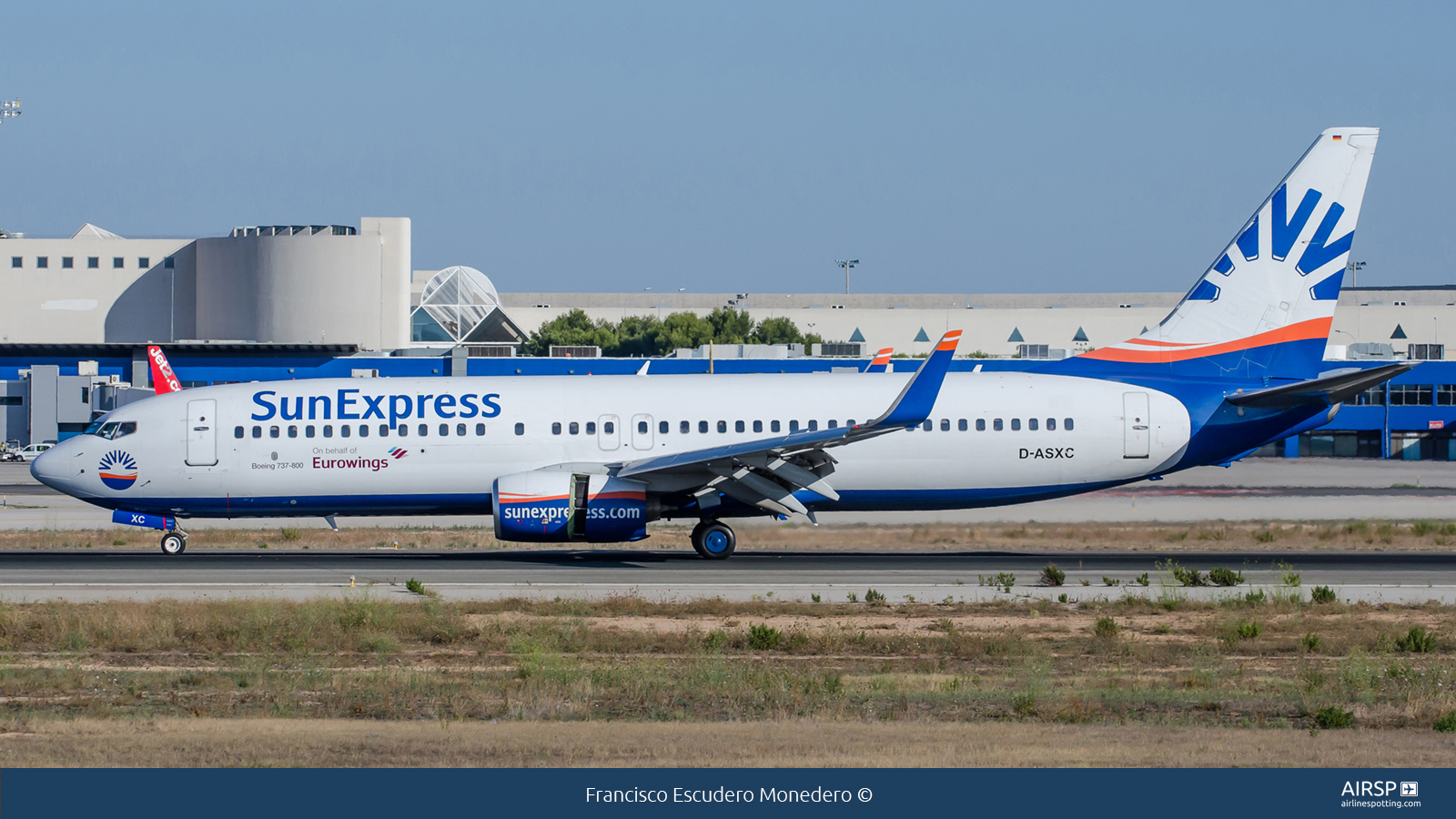 Sun Express  Boeing 737-800  D-ASXC