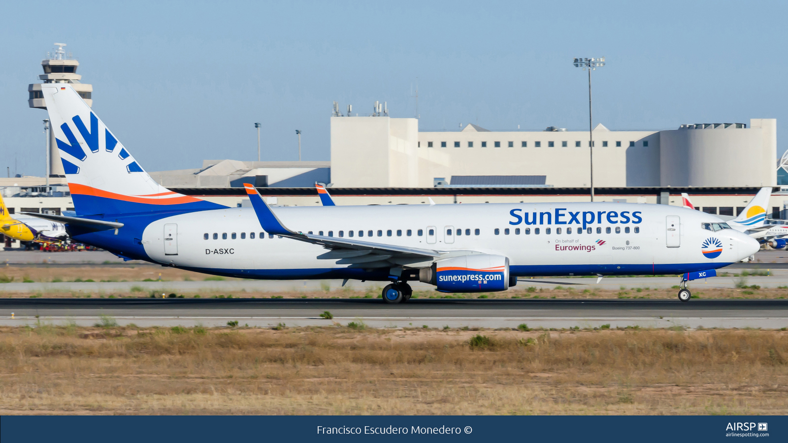 Sun Express  Boeing 737-800  D-ASXC