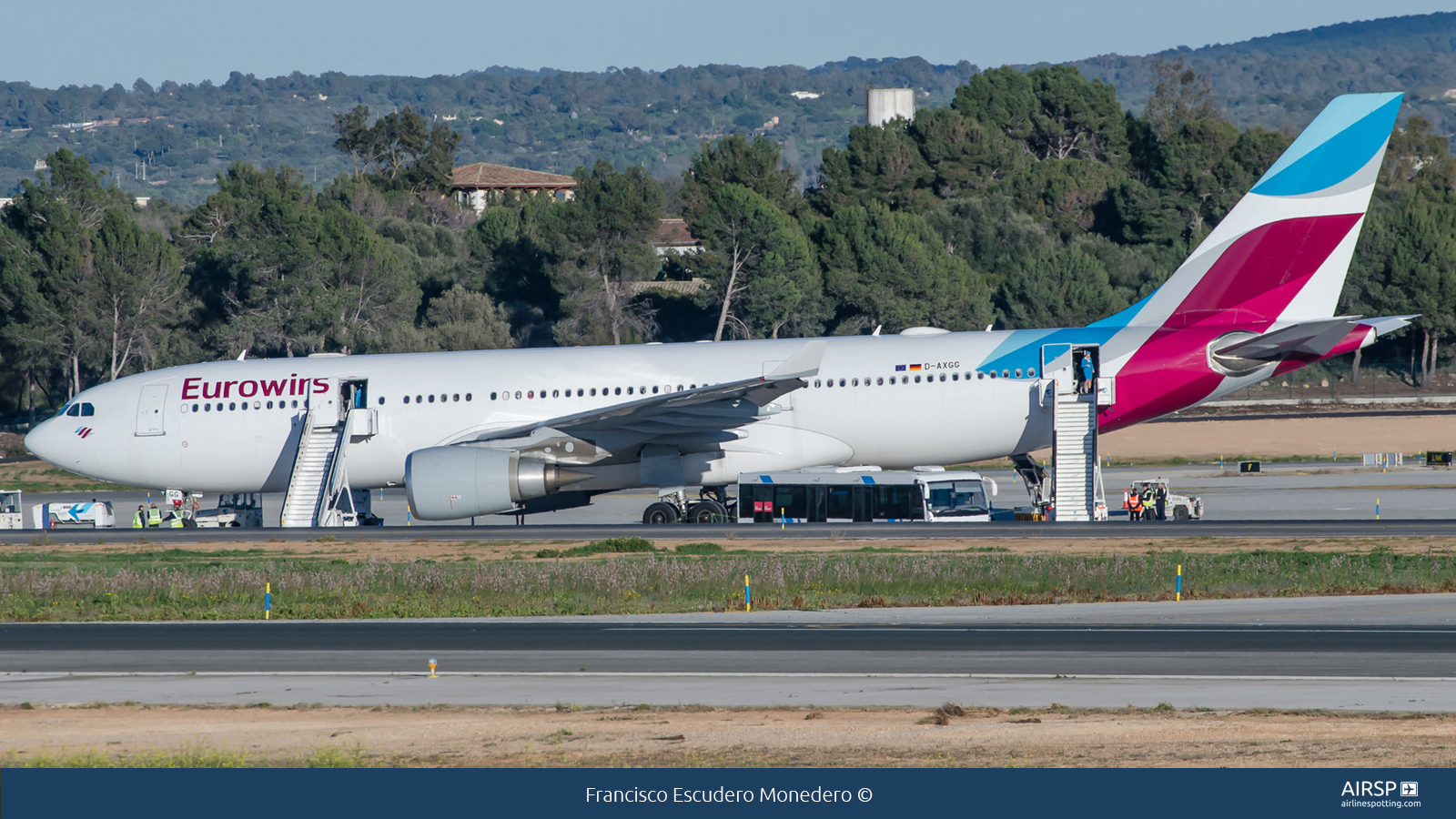 Eurowings  Airbus A330-200  D-AXGG