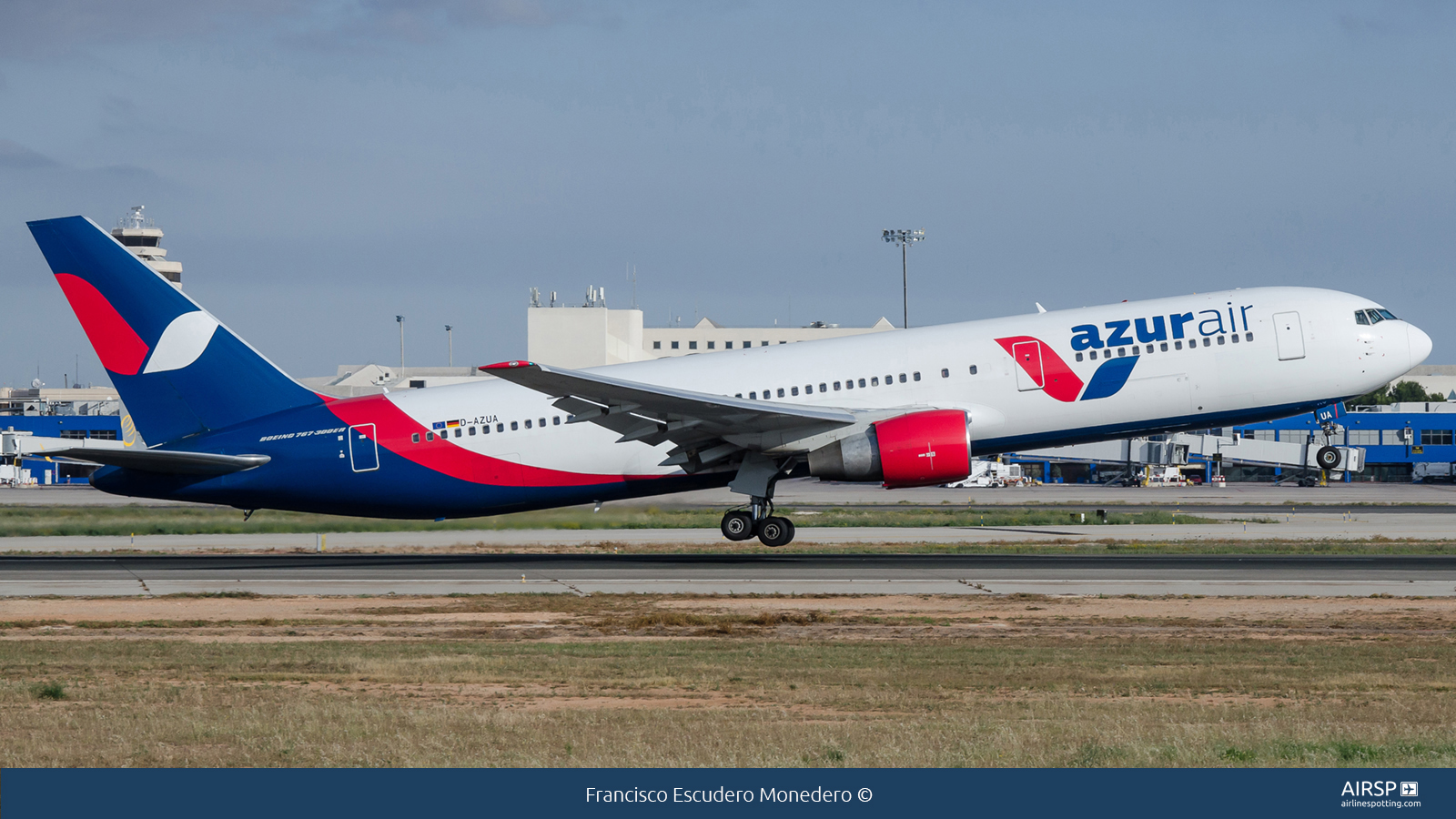 Azur Air  Boeing 767-300  D-AZUA