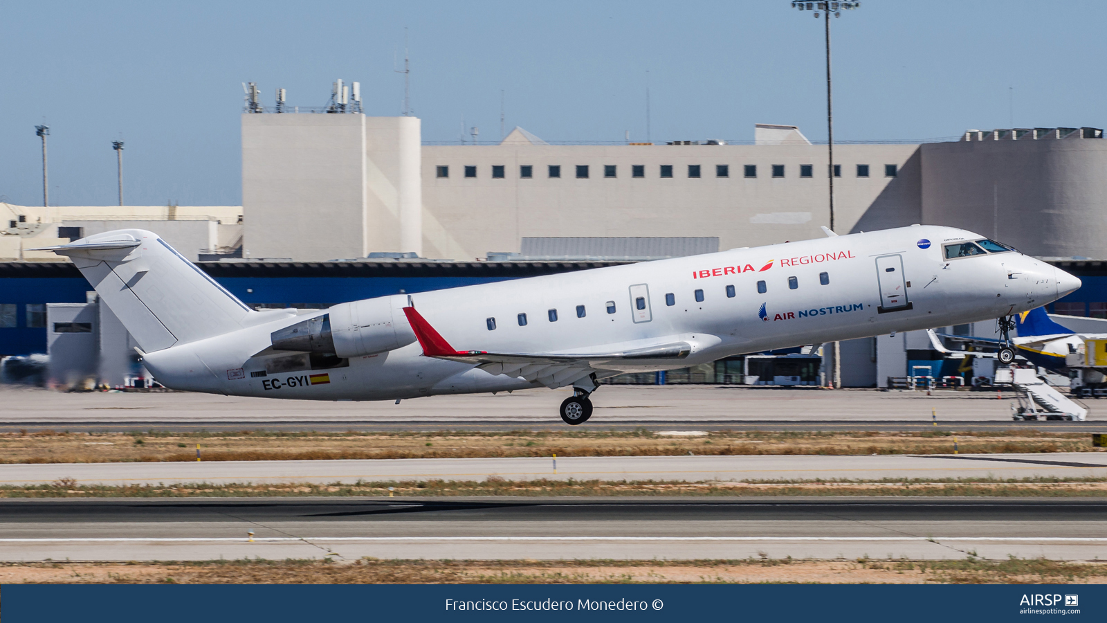 Air Nostrum Iberia Regional  Mitsubishi CRJ-200  EC-GYI