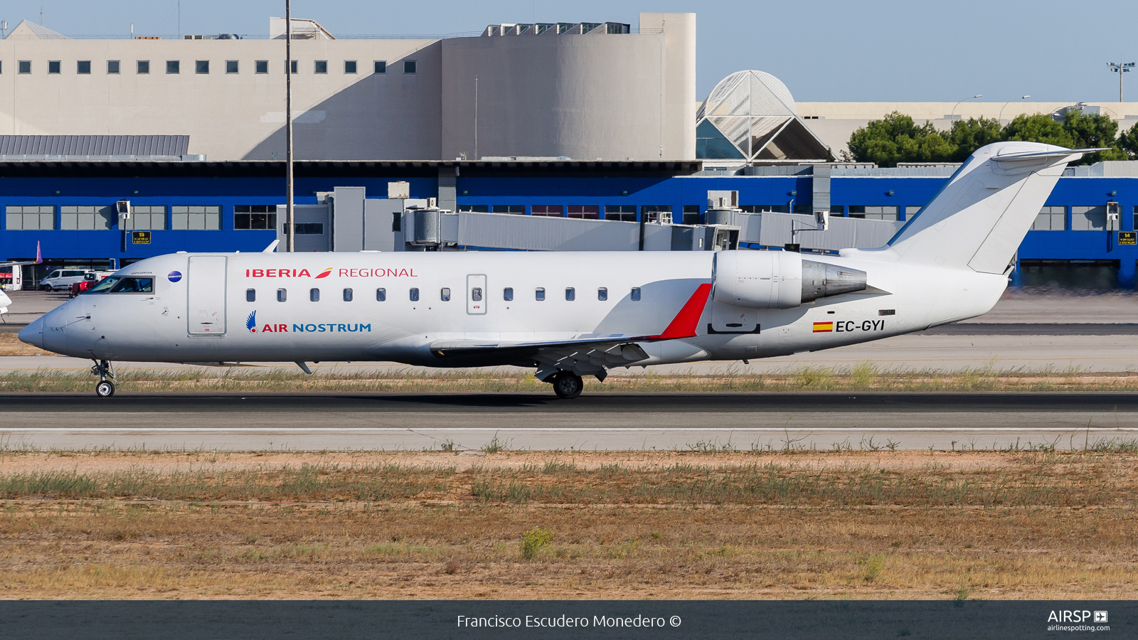 Air Nostrum Iberia Regional  Mitsubishi CRJ-200  EC-GYI