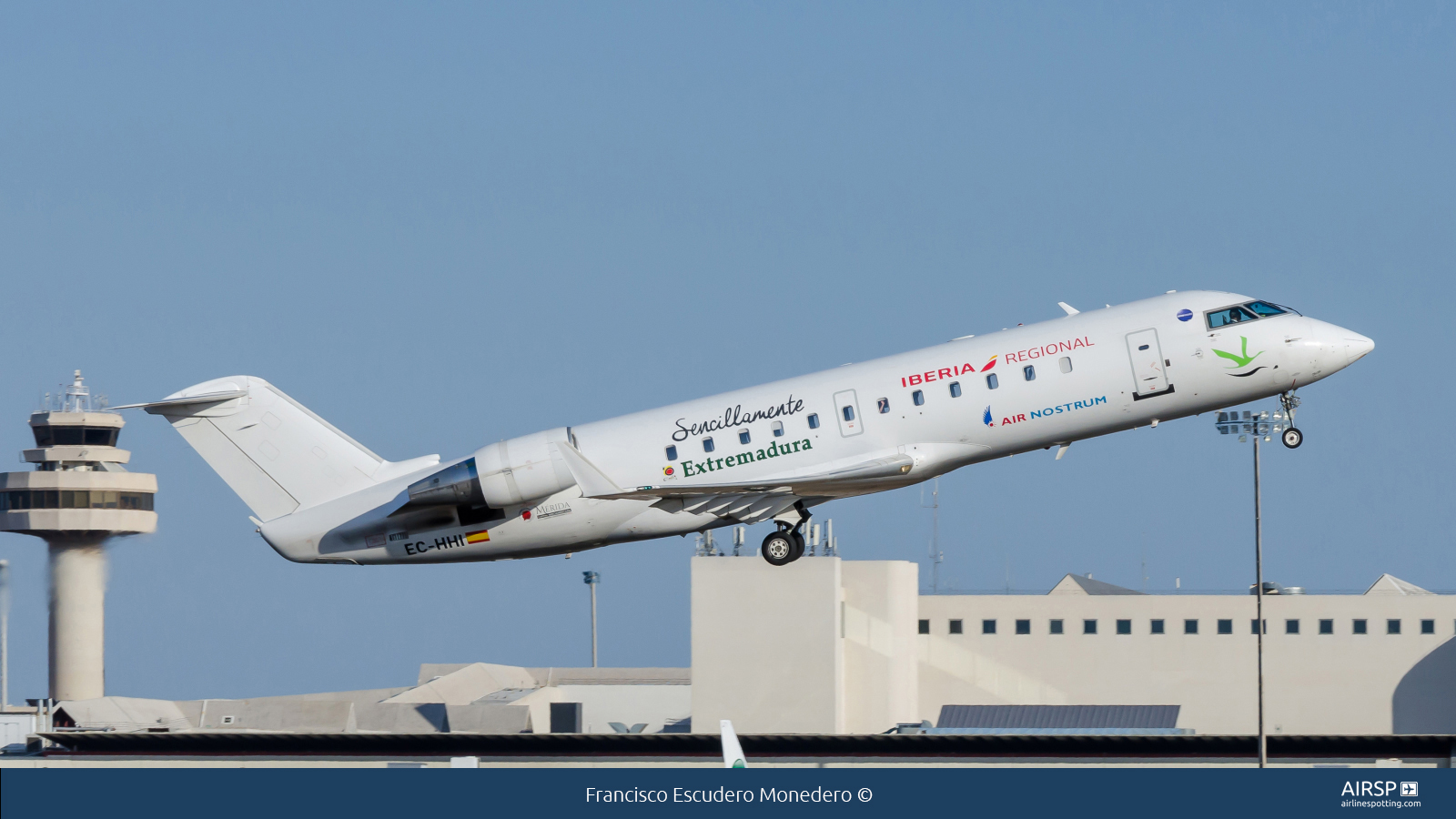 Air Nostrum Iberia Regional  Mitsubishi CRJ-200  EC-HHI