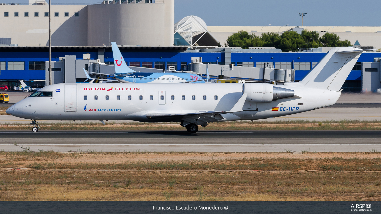 Air Nostrum Iberia Regional  Mitsubishi CRJ-200  EC-HPR