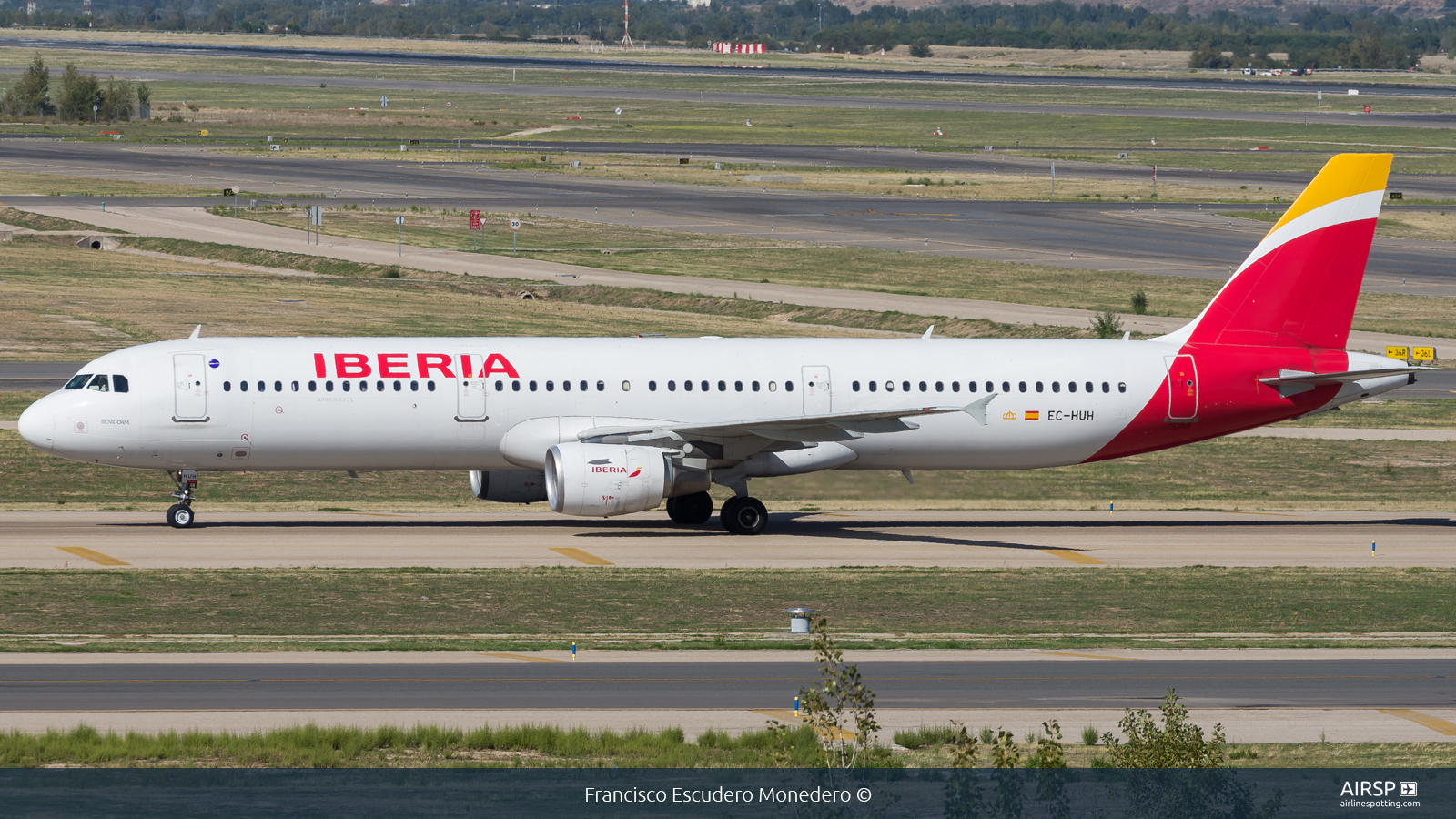 Iberia  Airbus A321  EC-HUH
