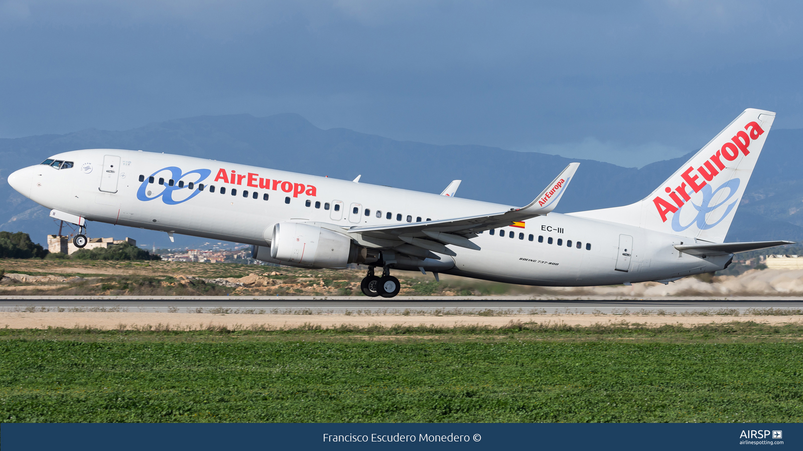 Air Europa  Boeing 737-800  EC-III