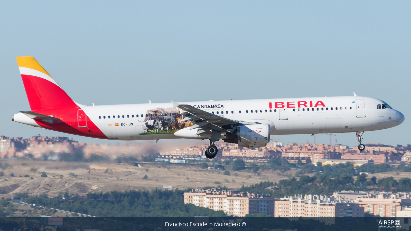 Iberia  Airbus A321  EC-IJN
