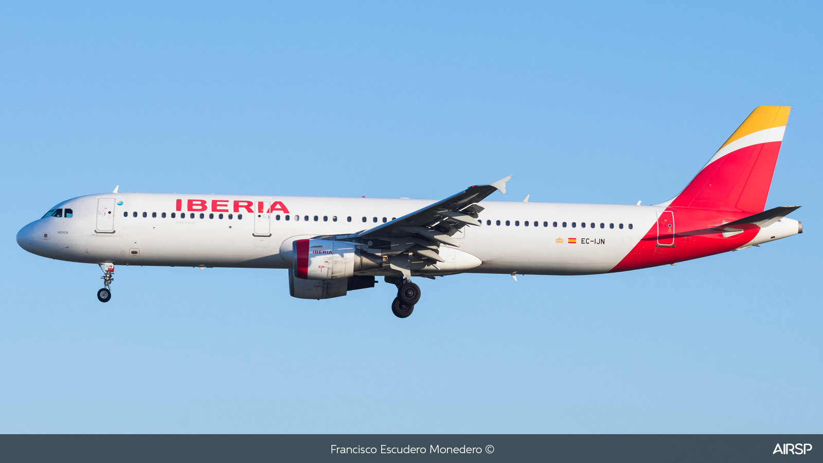 Iberia  Airbus A321  EC-IJN