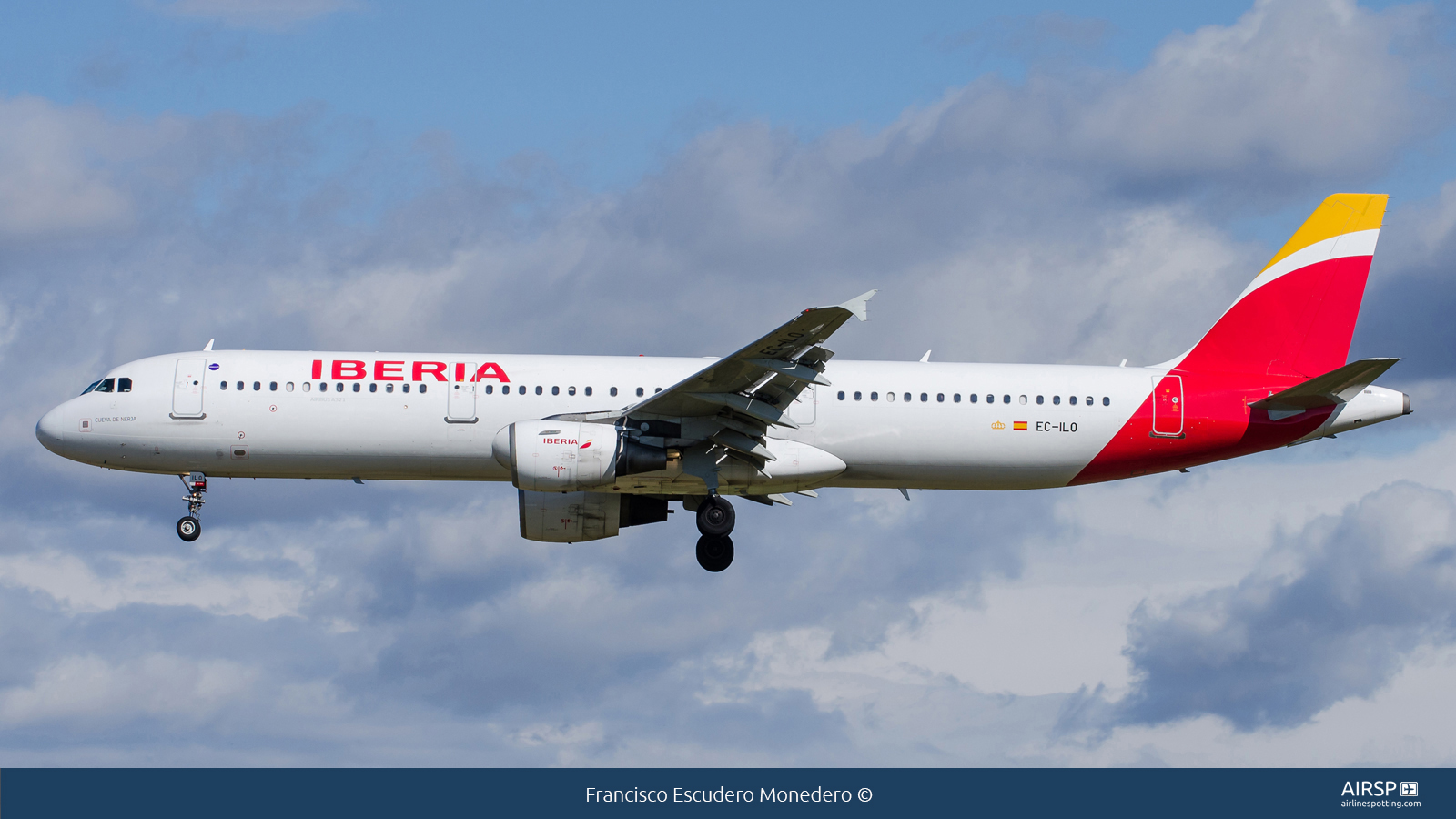 Iberia  Airbus A321  EC-ILO