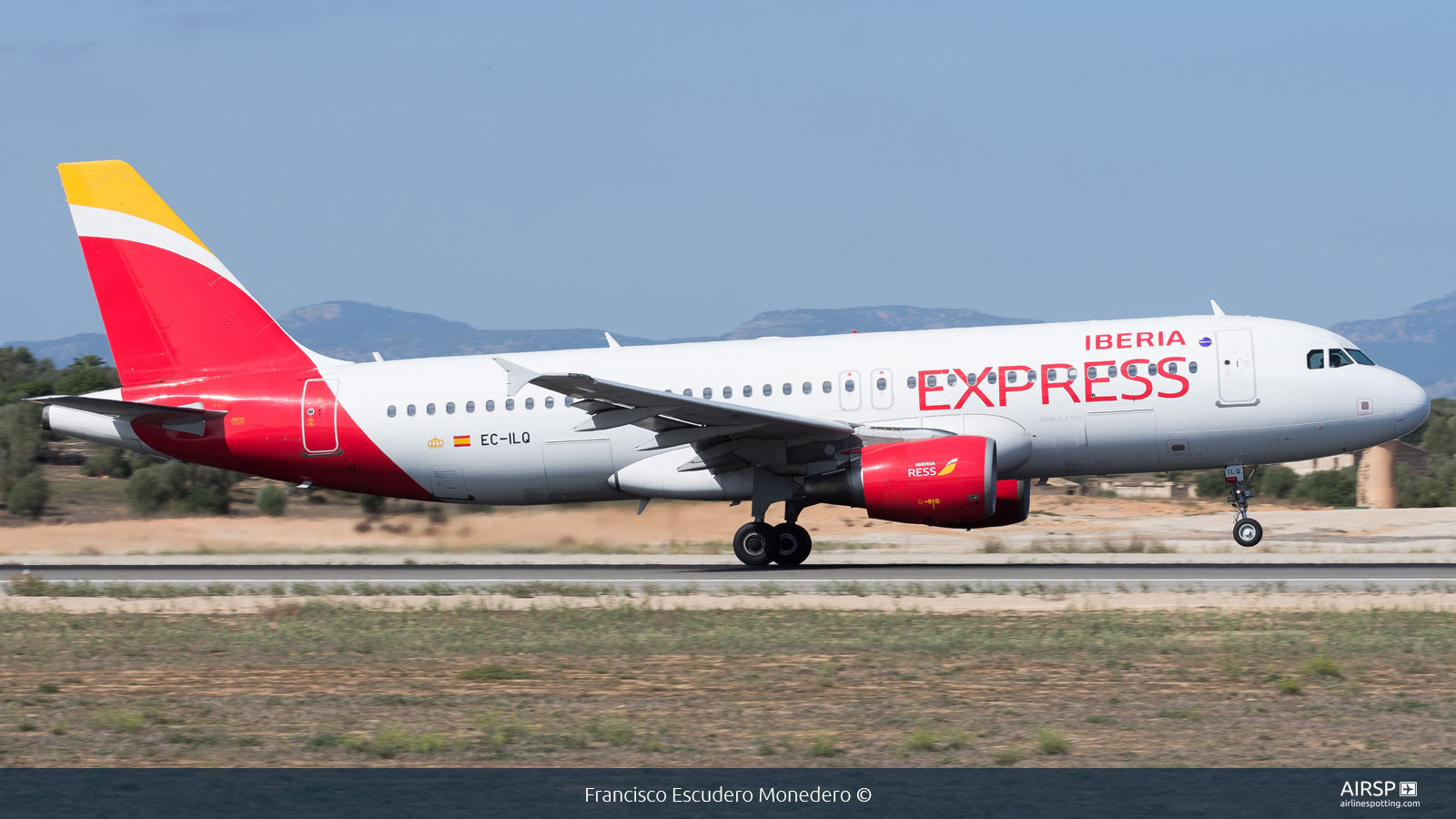 Iberia Express  Airbus A320  EC-ILQ