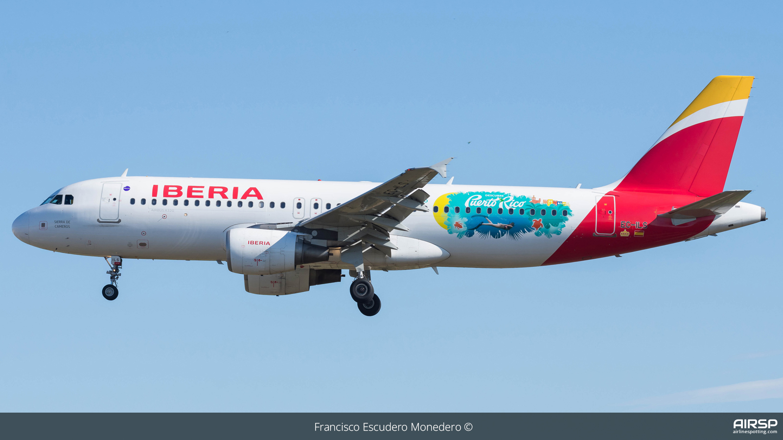 Iberia  Airbus A320  EC-ILS