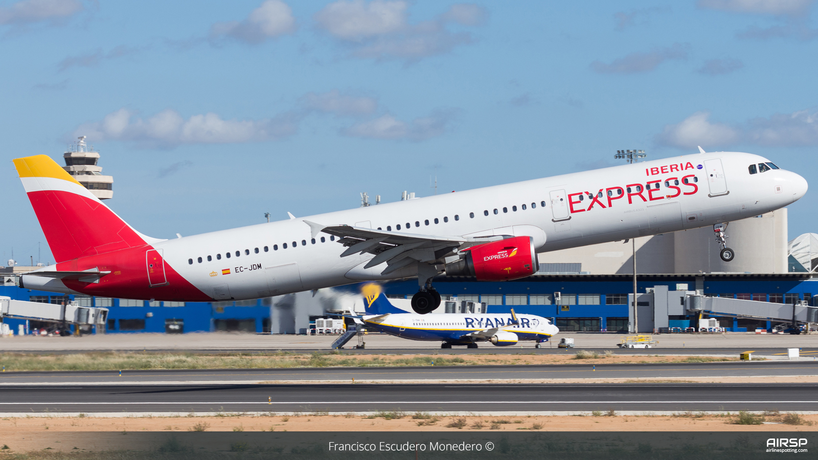 Iberia Express  Airbus A321  EC-JDM