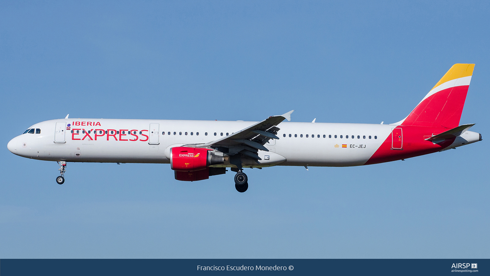 Iberia Express  Airbus A321  EC-JEJ