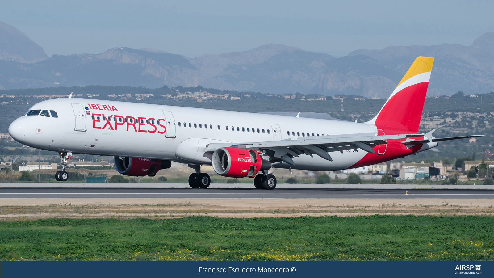 Iberia Express  Airbus A321  EC-JLI