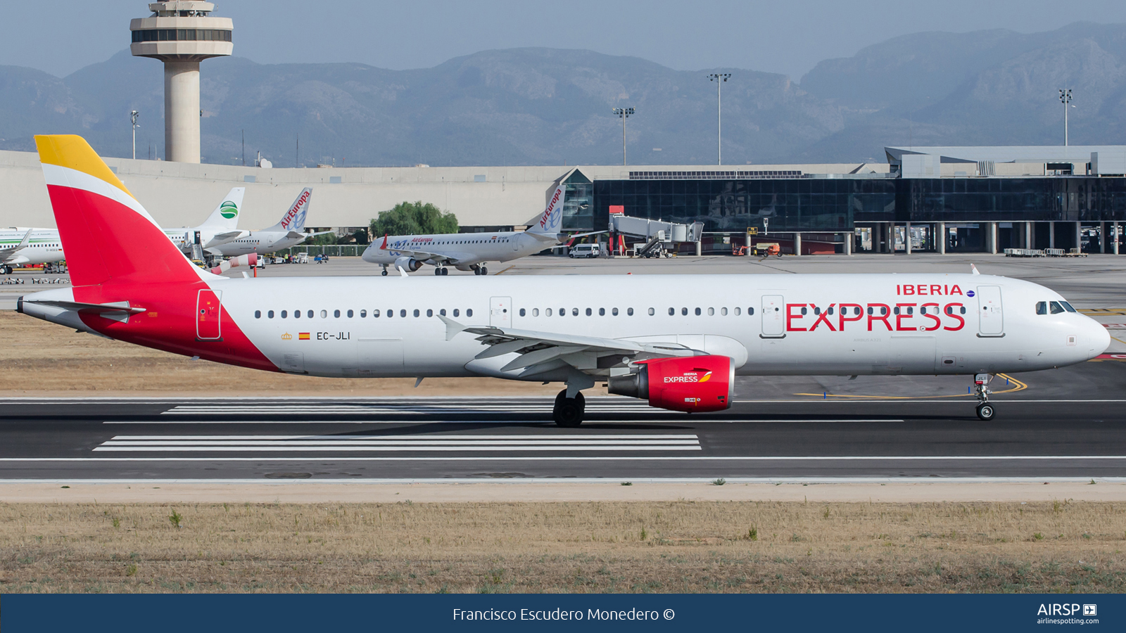 Iberia Express  Airbus A321  EC-JLI