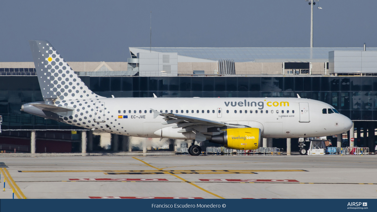 Vueling  Airbus A319  EC-JVE