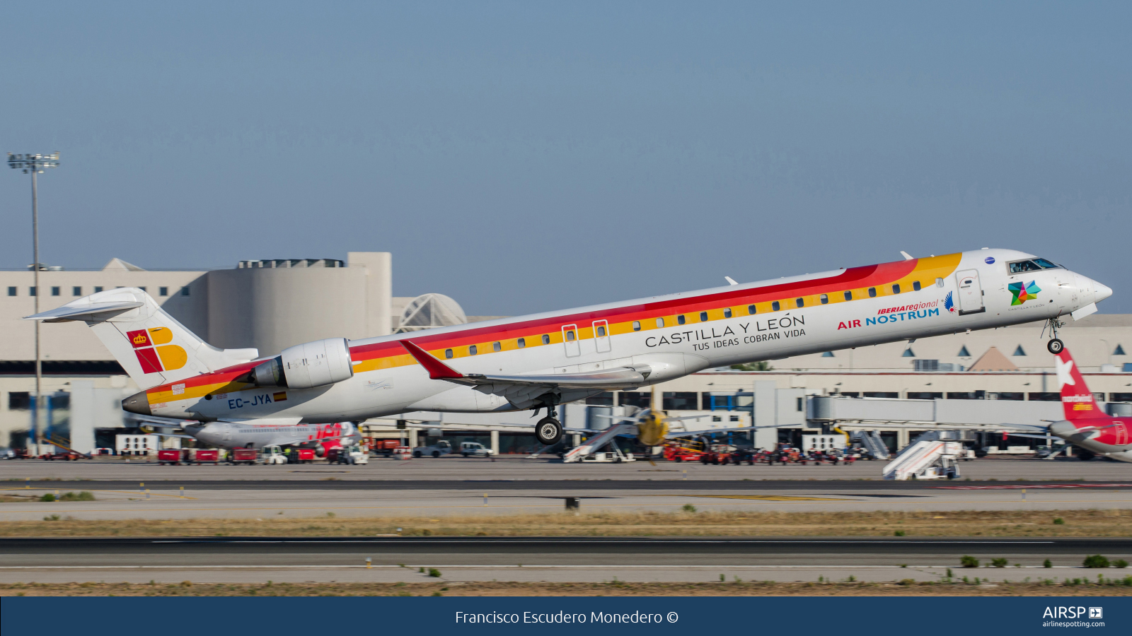 Air Nostrum Iberia Regional  Mitsubishi CRJ-900  EC-JYA