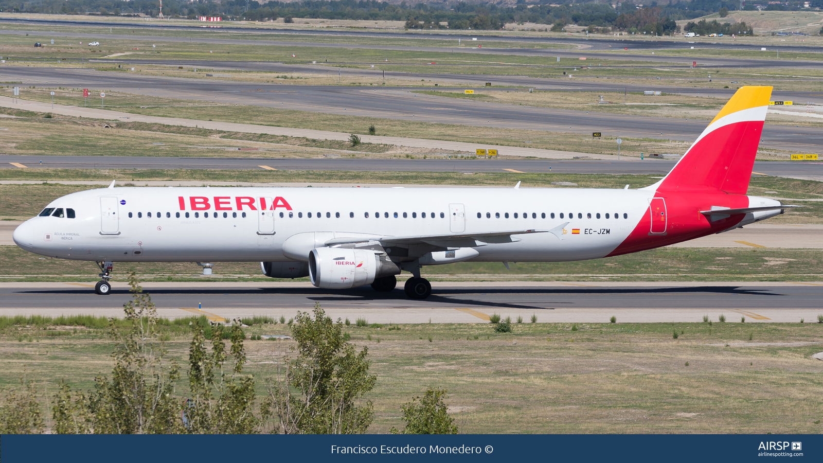 Iberia  Airbus A321  EC-JZM