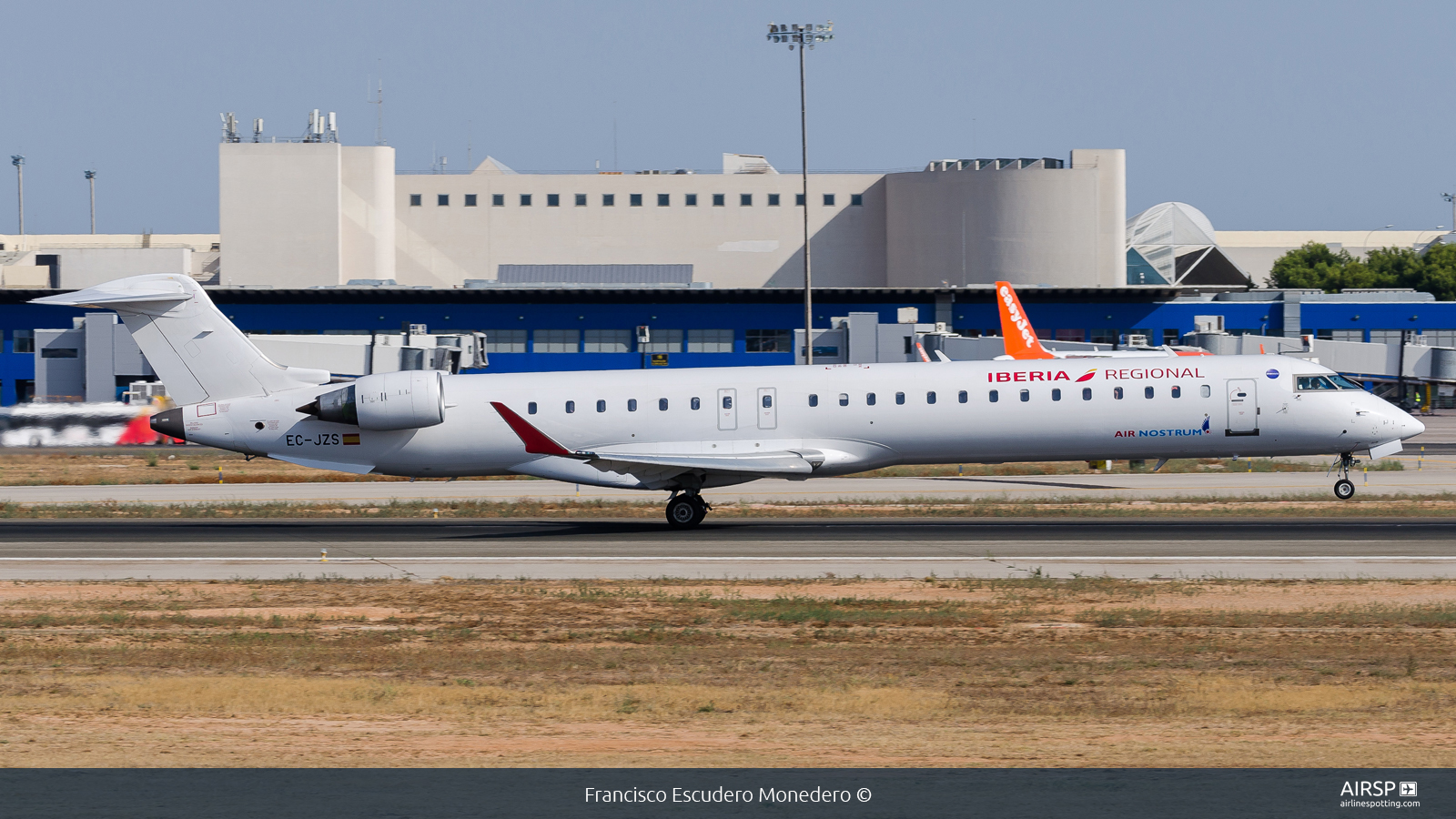 Air Nostrum Iberia Regional  Mitsubishi CRJ-900  EC-JZS