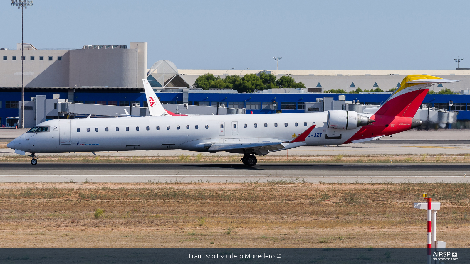 Air Nostrum Iberia Regional  Mitsubishi CRJ-900  EC-JZT