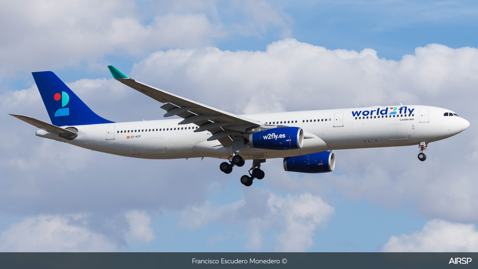 World2fly  Airbus A330-300  EC-KCP