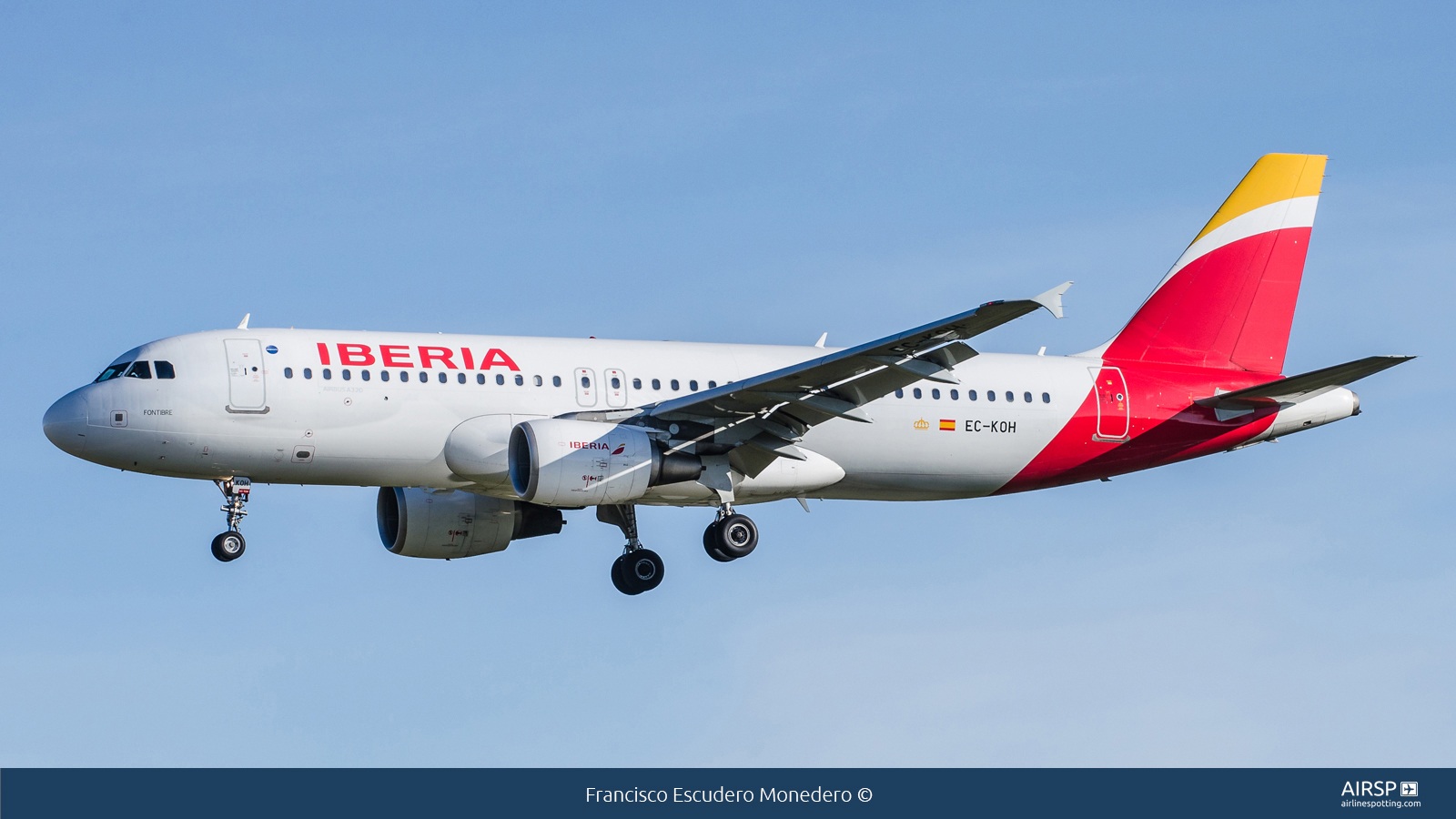 Iberia  Airbus A320  EC-KOH