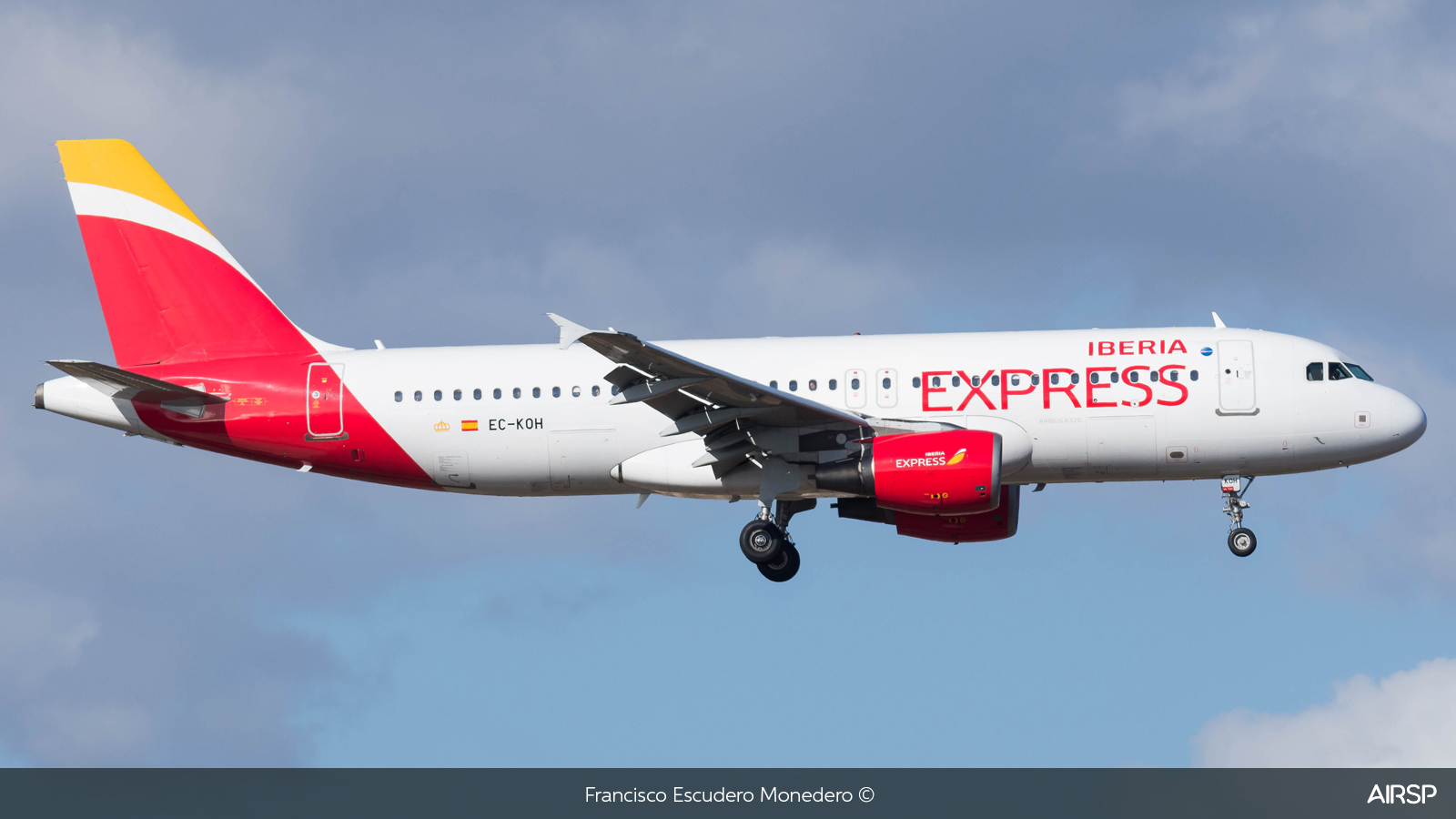 Iberia Express  Airbus A320  EC-KOH