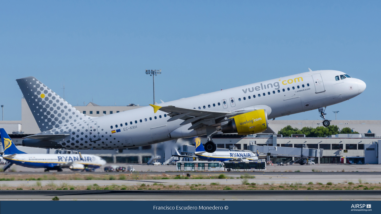 Vueling  Airbus A320  EC-KRH