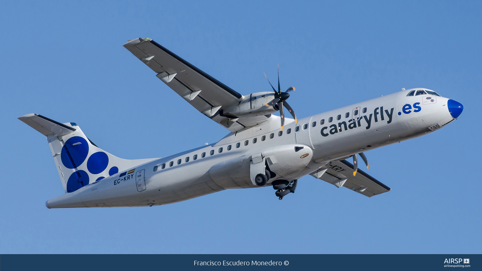 Canary Fly  ATR-72  EC-KRY