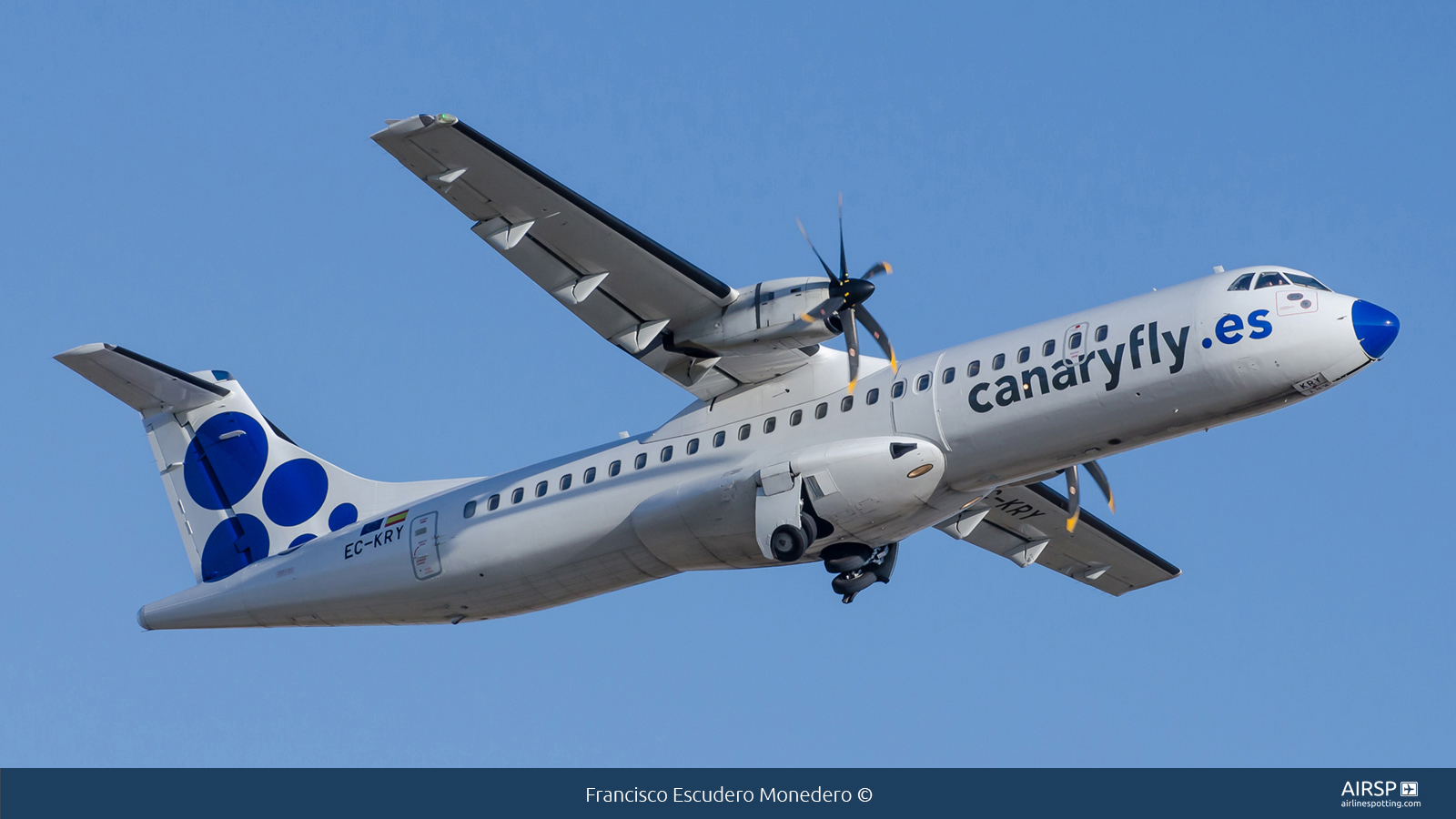 Canary Fly  ATR-72  EC-KRY