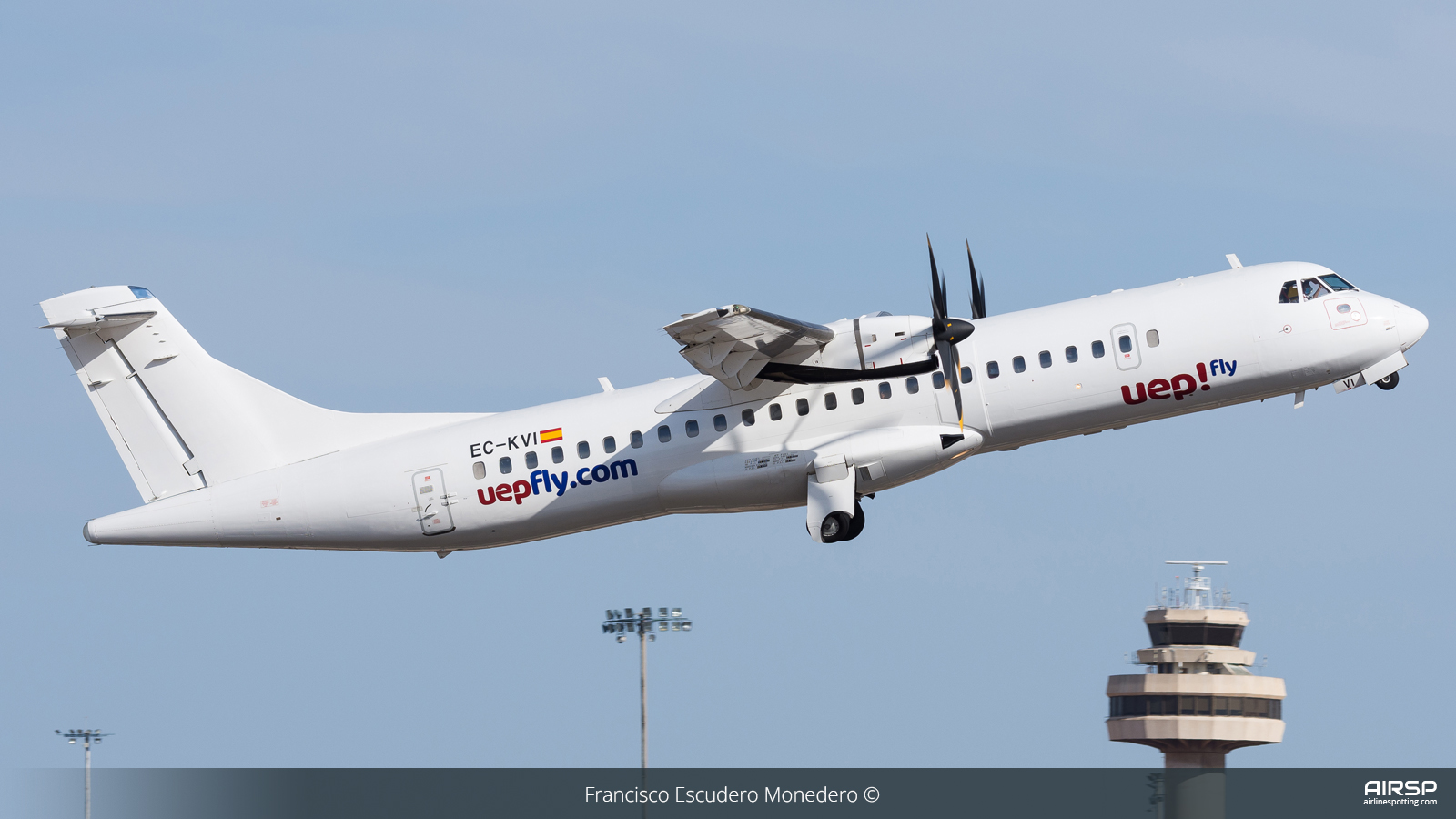 Uep! Fly  ATR-72  EC-KVI