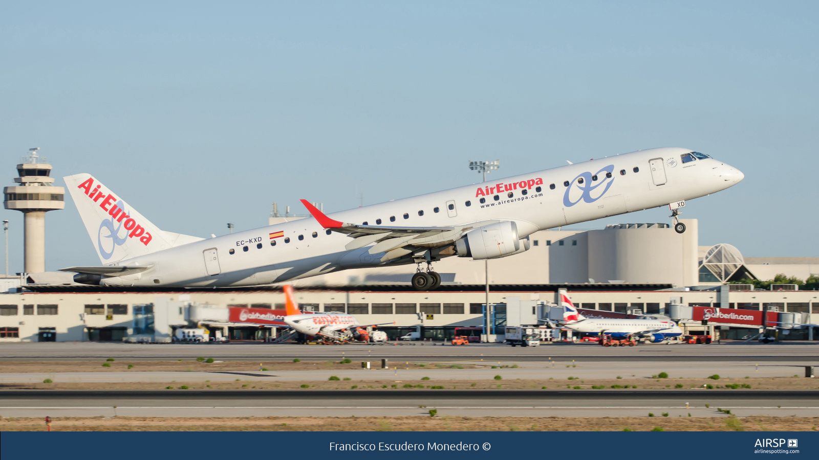 Air Europa  Embraer E195  EC-KXD