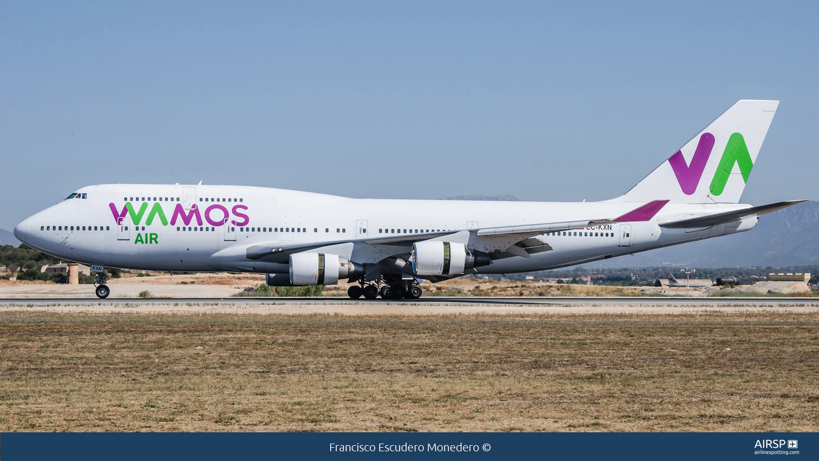 Wamos Air  Boeing 747-400  EC-KXN