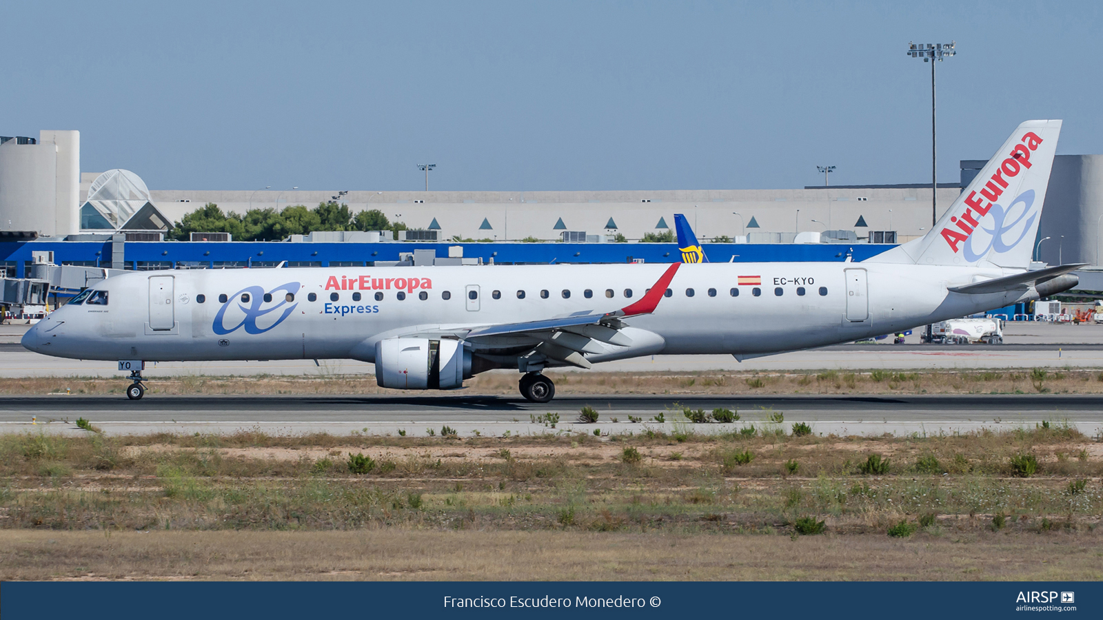 Air Europa Express  Embraer E195  EC-KYO